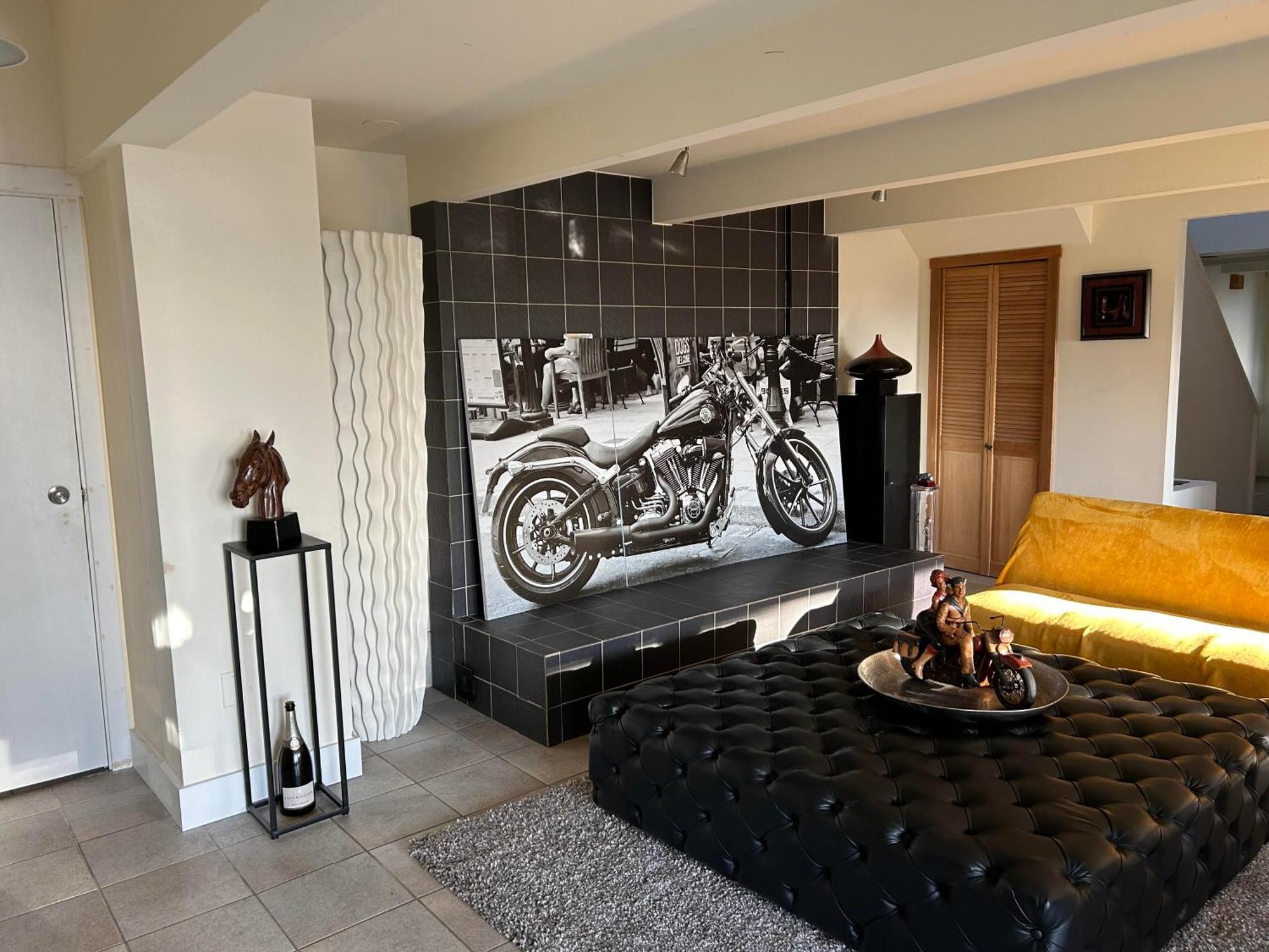 Seymour Private Bedroom, Ensuite Bathroom With Shared Pool, Hot Tub With Views North Vancouver Bagian luar foto